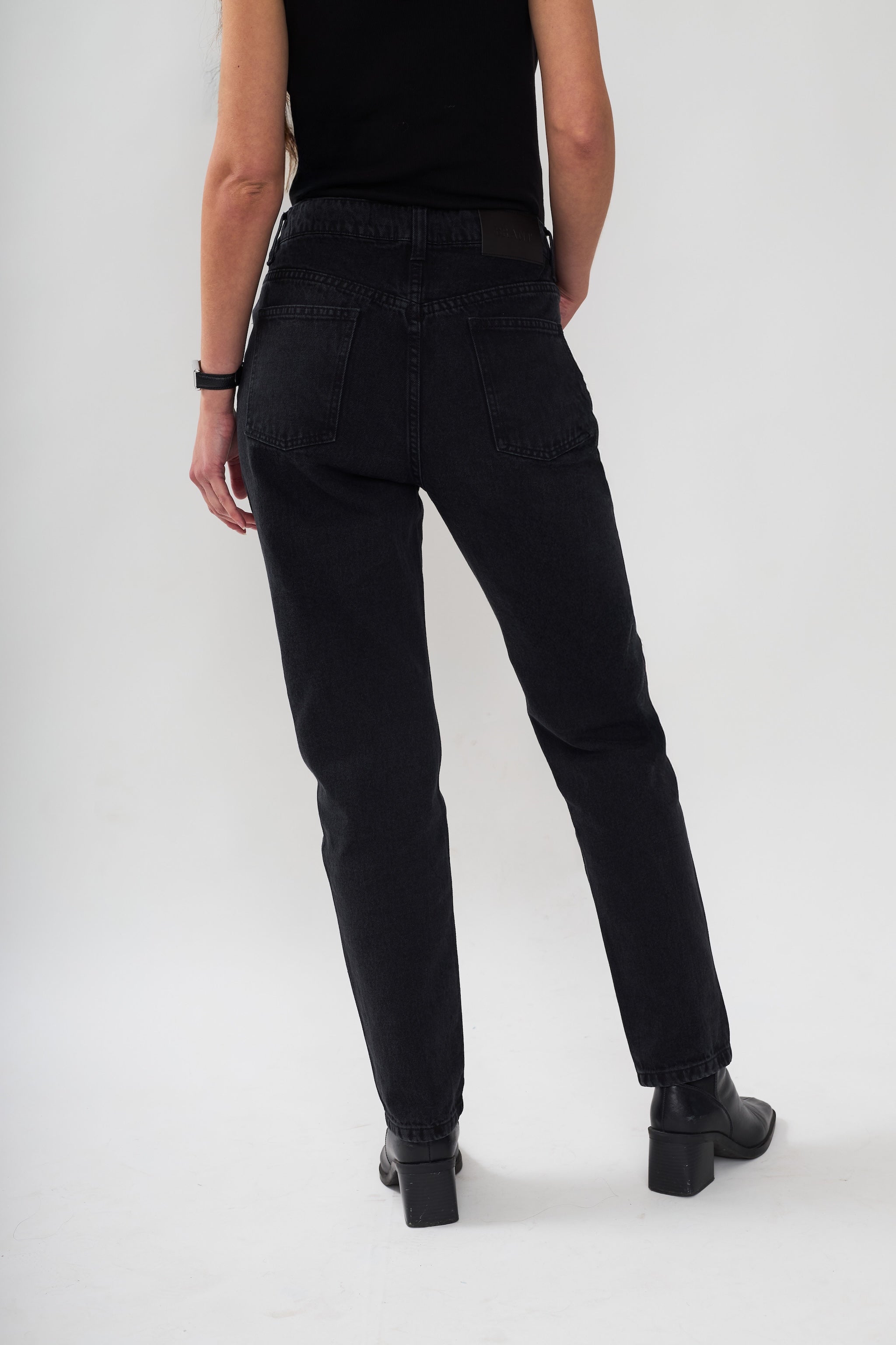 Mila mom jeans - Black